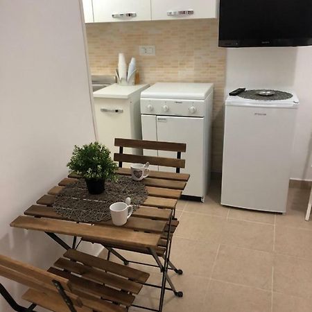 Casetta Roby Apartamento Nápoles Exterior foto